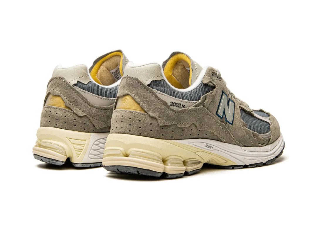 New Balance 2002R Protection Pack Mirage Grey - PLUGSNEAKRS