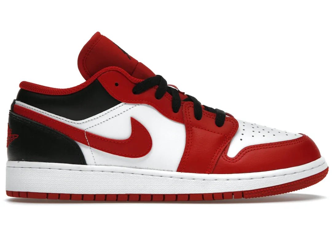 Nike Air Jordan 1 Low Bulls (GS) - PLUGSNEAKRS