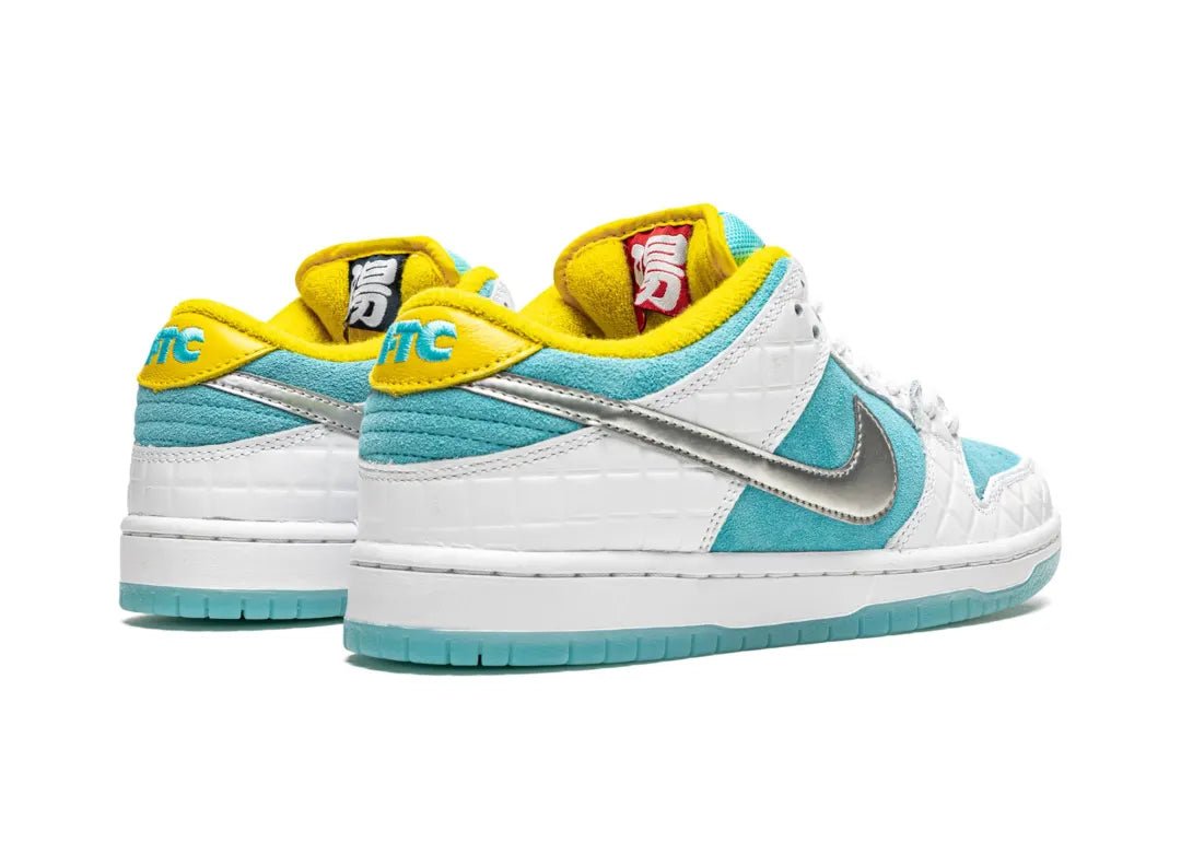 Nike SB Dunk Low Pro FTC Lagoon Pulse - PLUGSNEAKRS