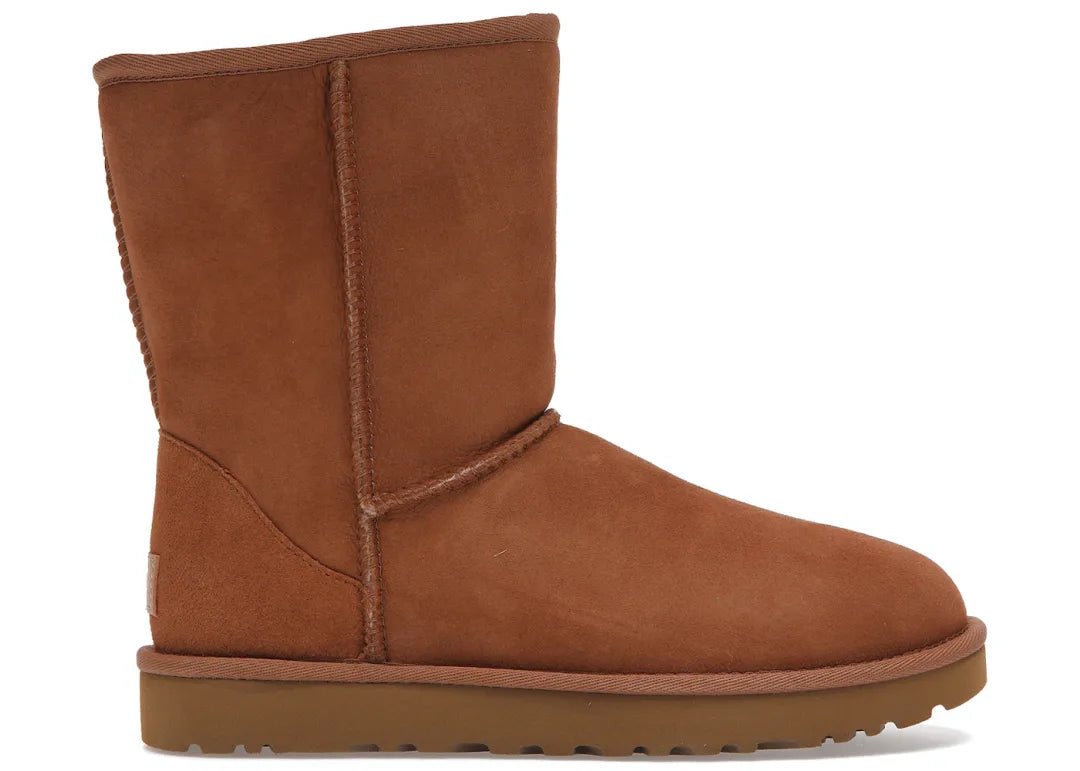 UGG Classic Short II Boot Chestnut (W) - PLUGSNEAKRS