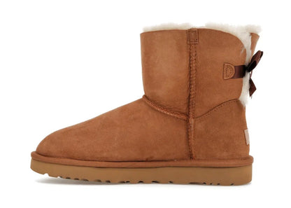 UGG Mini Bailey Bow II Castaño (Mujer)