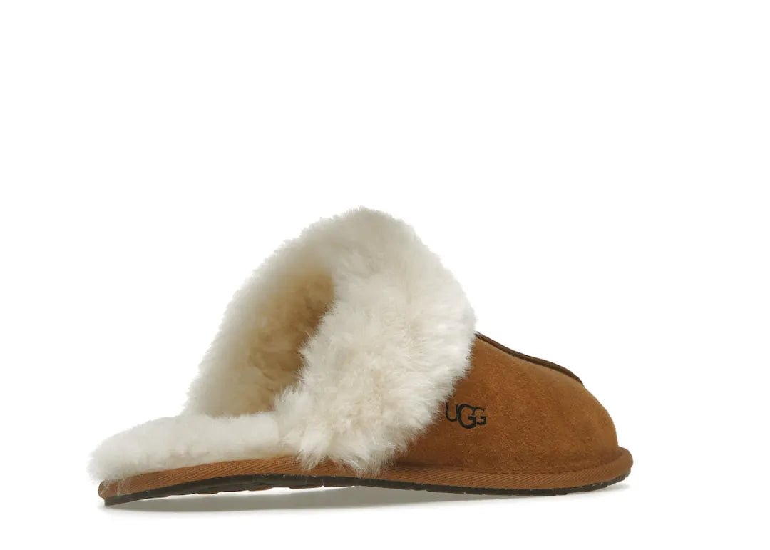 UGG Scuffette II Slipper Chestnut (W) - PLUGSNEAKRS